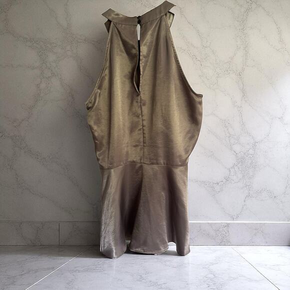 Banana Republic Heritage Collection Women Silver Sleeveless Top Size 4 - Picture 1 of 7